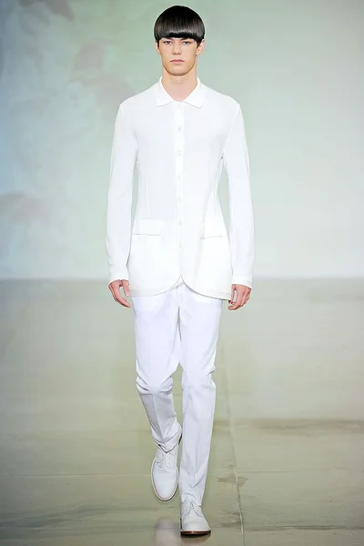 Look 40